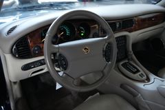Fahrzeugabbildung Jaguar Daimler V8 erst 39.800 km *MwSt.*