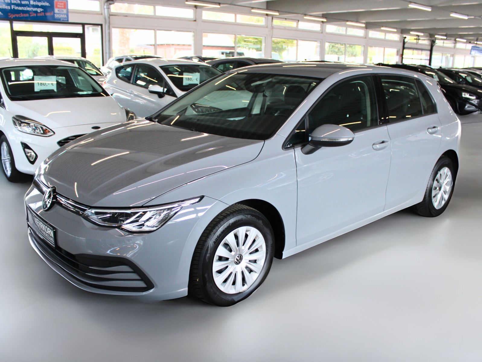 Fahrzeugabbildung Volkswagen Golf 1.0 TSI OPF LED PDC Allwetter WinterPaket