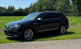 Volkswagen Tiguan Allspace 2.0 TDI SCR 176kW DSG 4MOTIO... - Volkswagen Tiguan Allspace mit Diesel-Antrieb: Schwarz, Head-Up Display