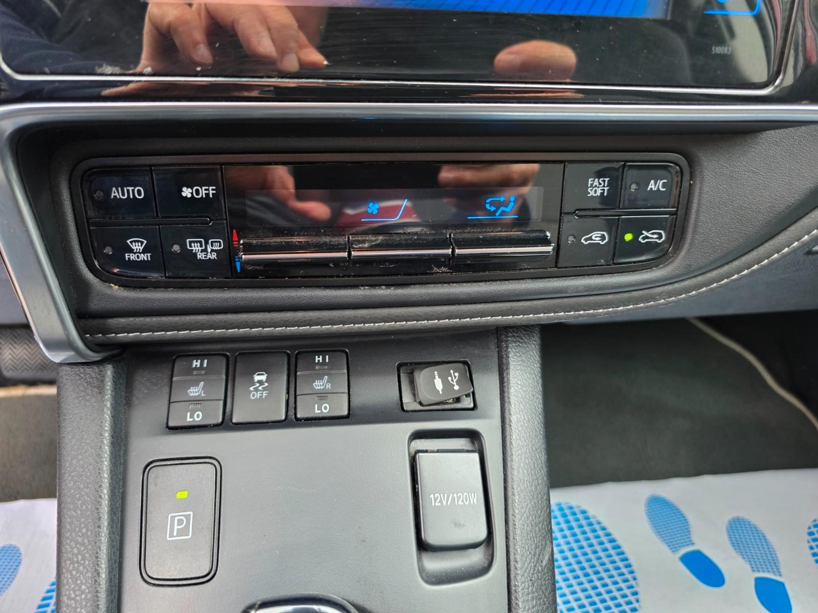 Toyota Auris Hybrid 1,8-l-VVT-i*Auto.*NAVI*AHK*R.Kamera