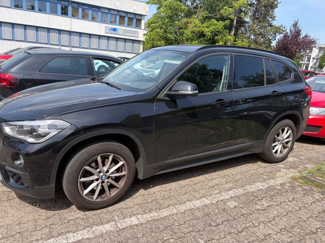 BMW X1 sDrive20i Advantage Steptronic DCT Advantage