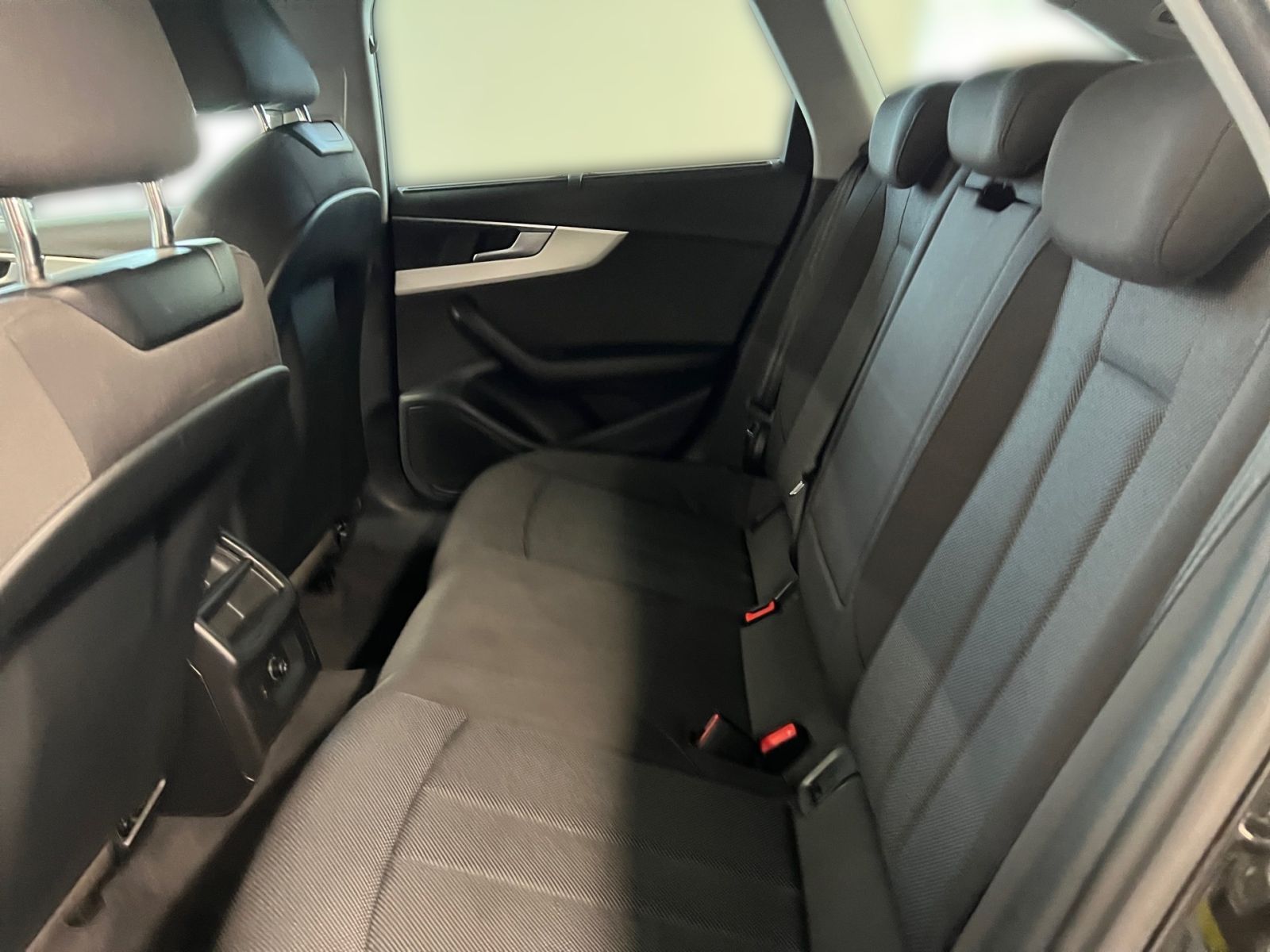 Audi A4 - Bild 11