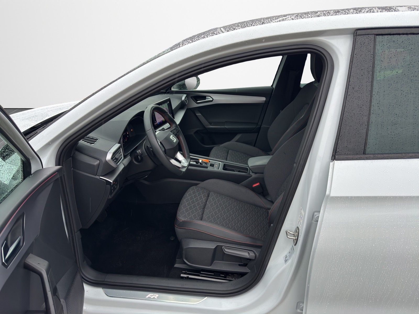 SEAT Leon FR 1.5 eTSI DSG / PANORAMA / NAVI / ACC / D - Image 9