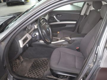 BMW 320 - 8