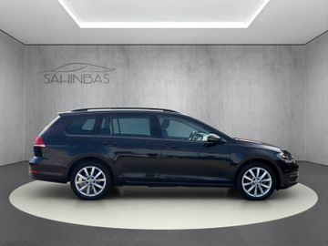 Volkswagen Golf - 8