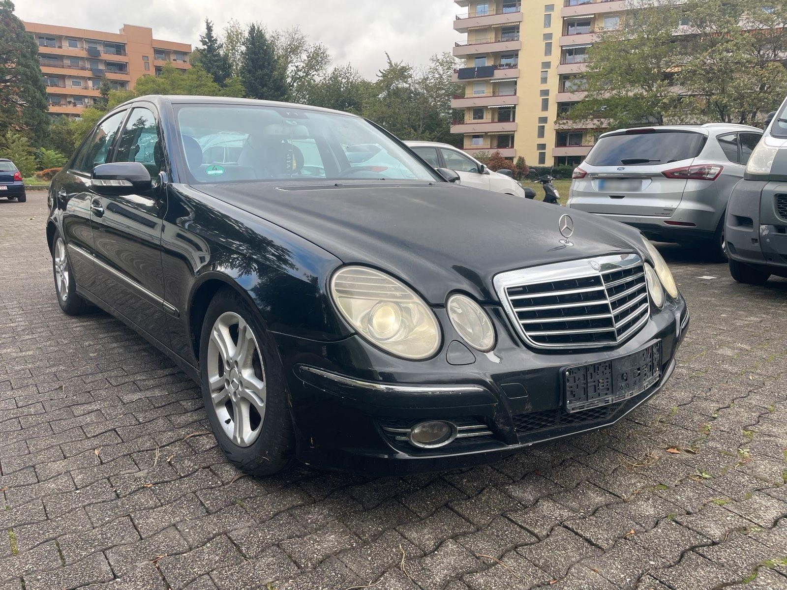 Mercedes-Benz E 220