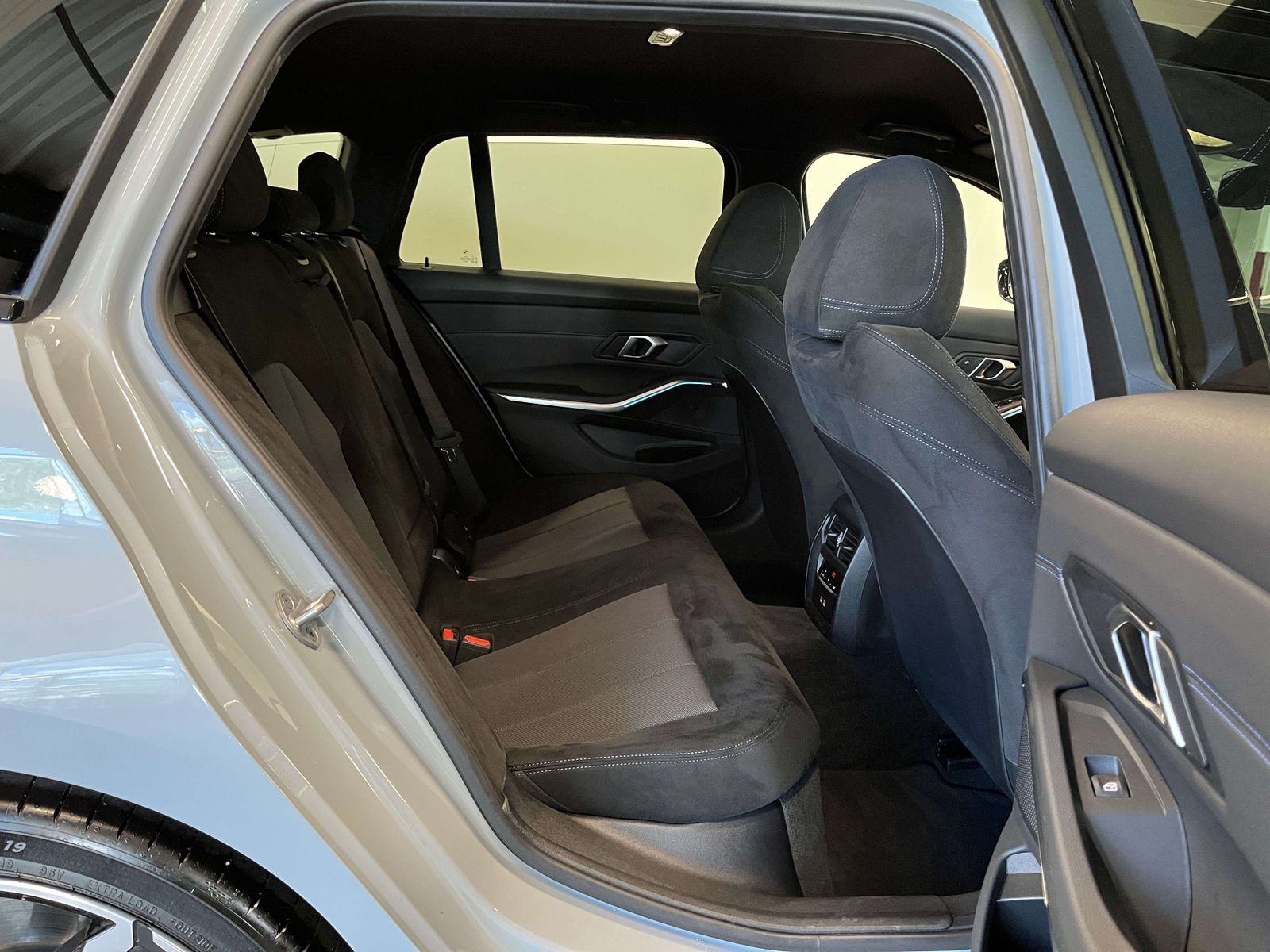 BMW 320 - Bild 19