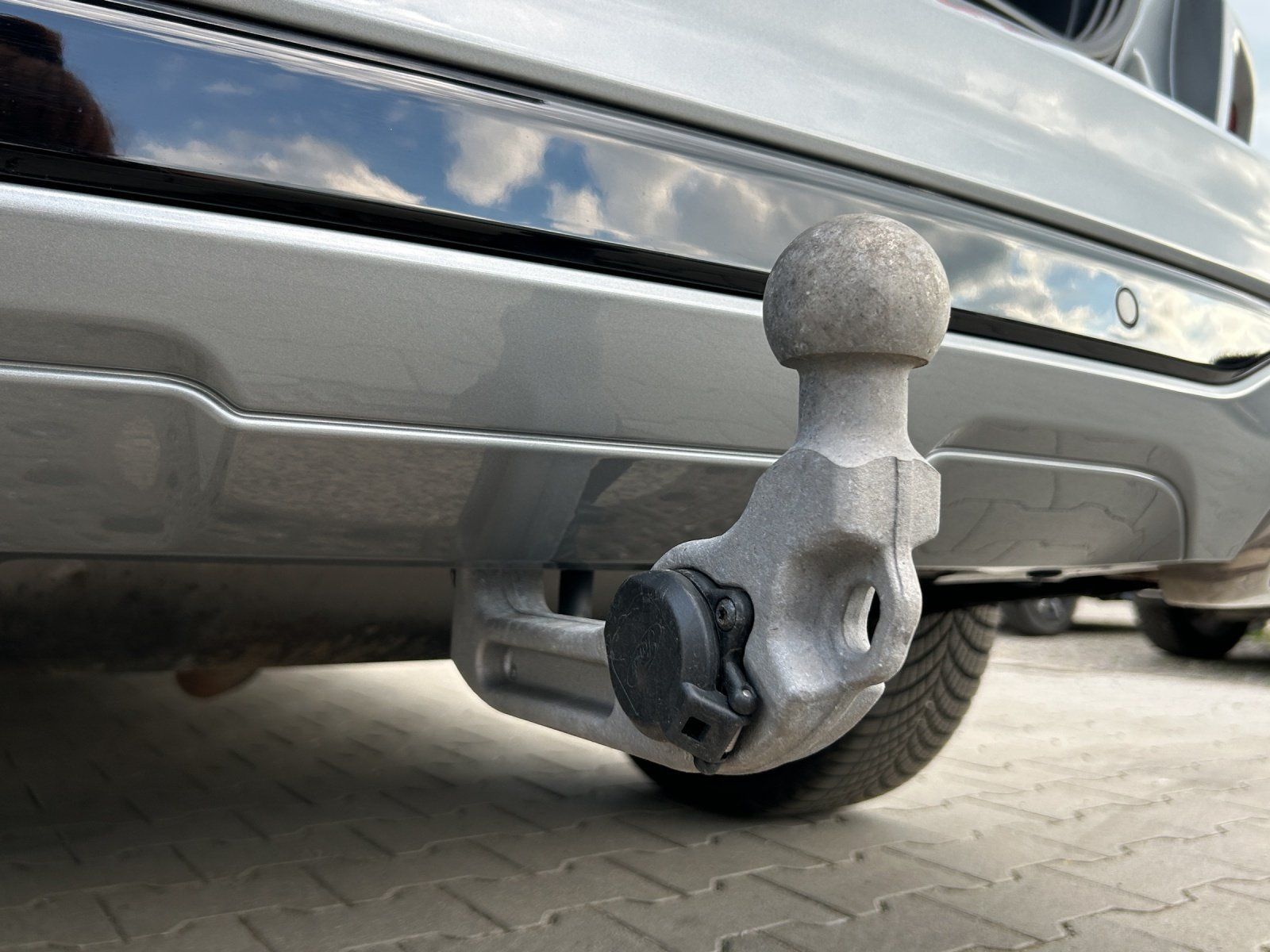 Fahrzeugabbildung Ford Kuga 2.5 St-Line X Aut./LED/ACC/360°/AHK/PANO/