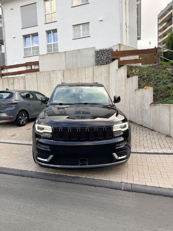 Image of Jeep Grand Cherokee