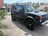 Lada Niva 1,7 44  Gepflegt TÜV Neu - Lada aus 2013