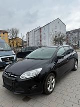 Ford focus 1.0 EcoBoost 125 Ps TÜV bis 03/... - Ford Focus: 03