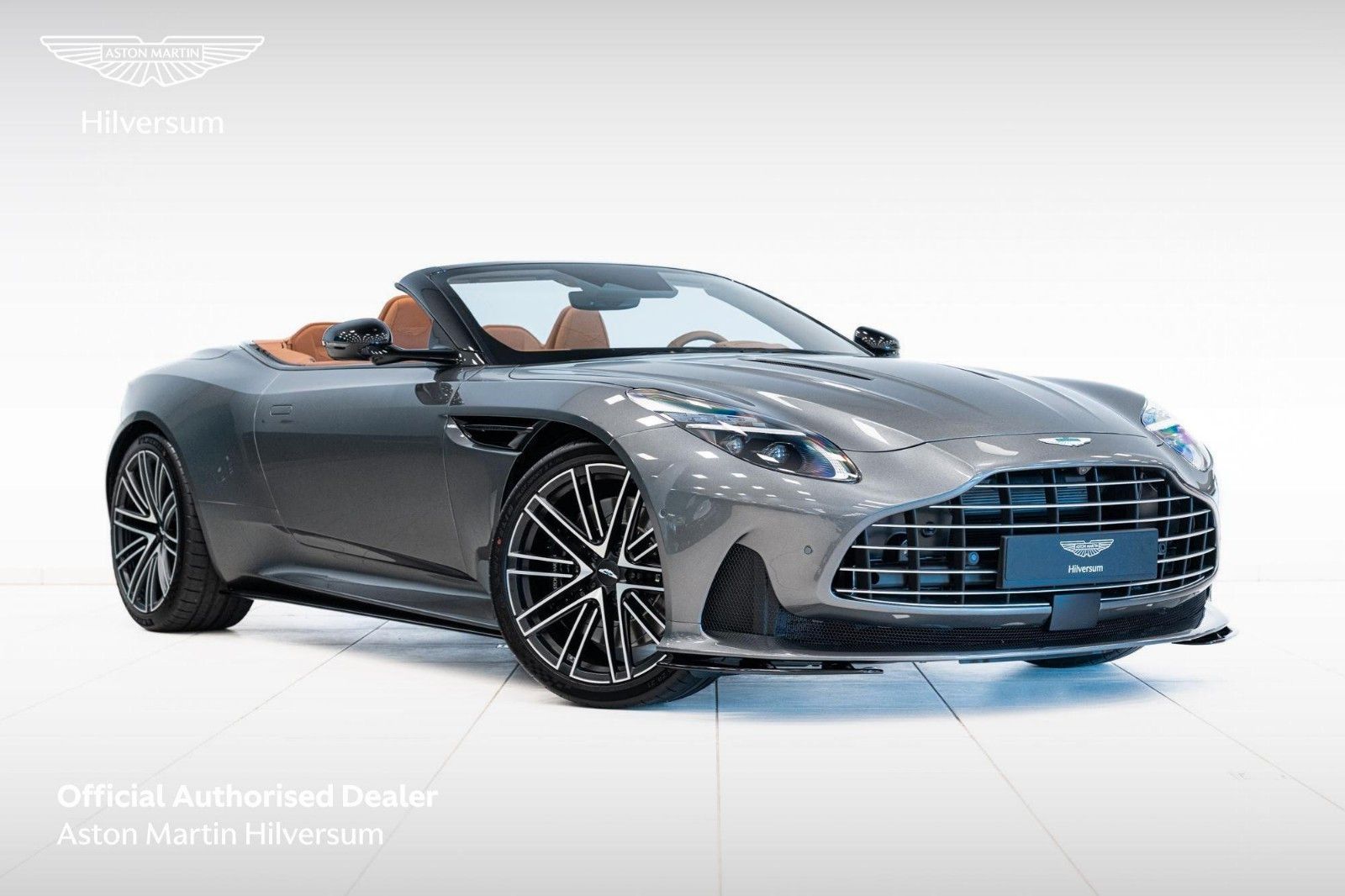 Aston Martin DB12 Volante | Magnetic Silver |