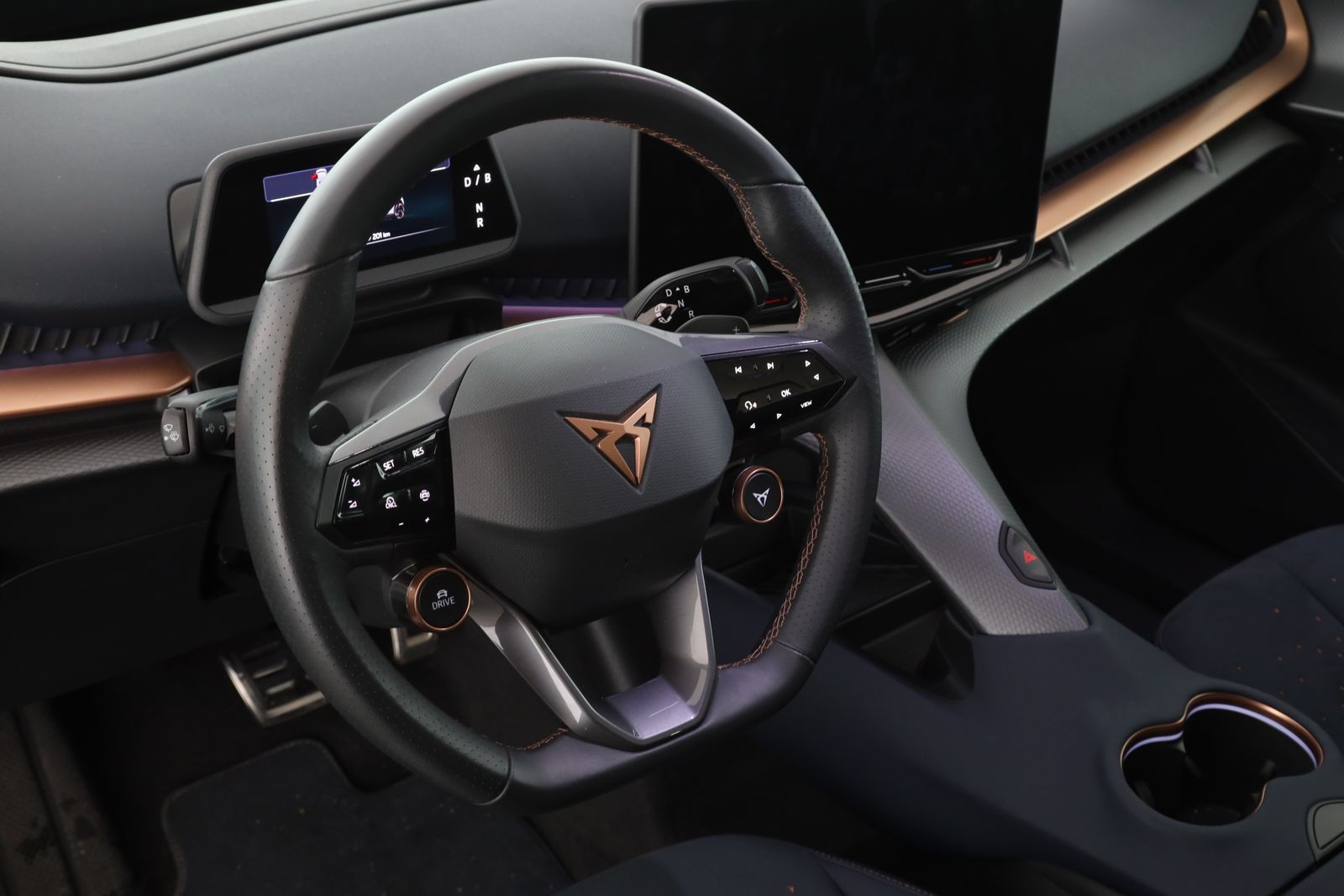 Cupra Tavascan - Bild 12