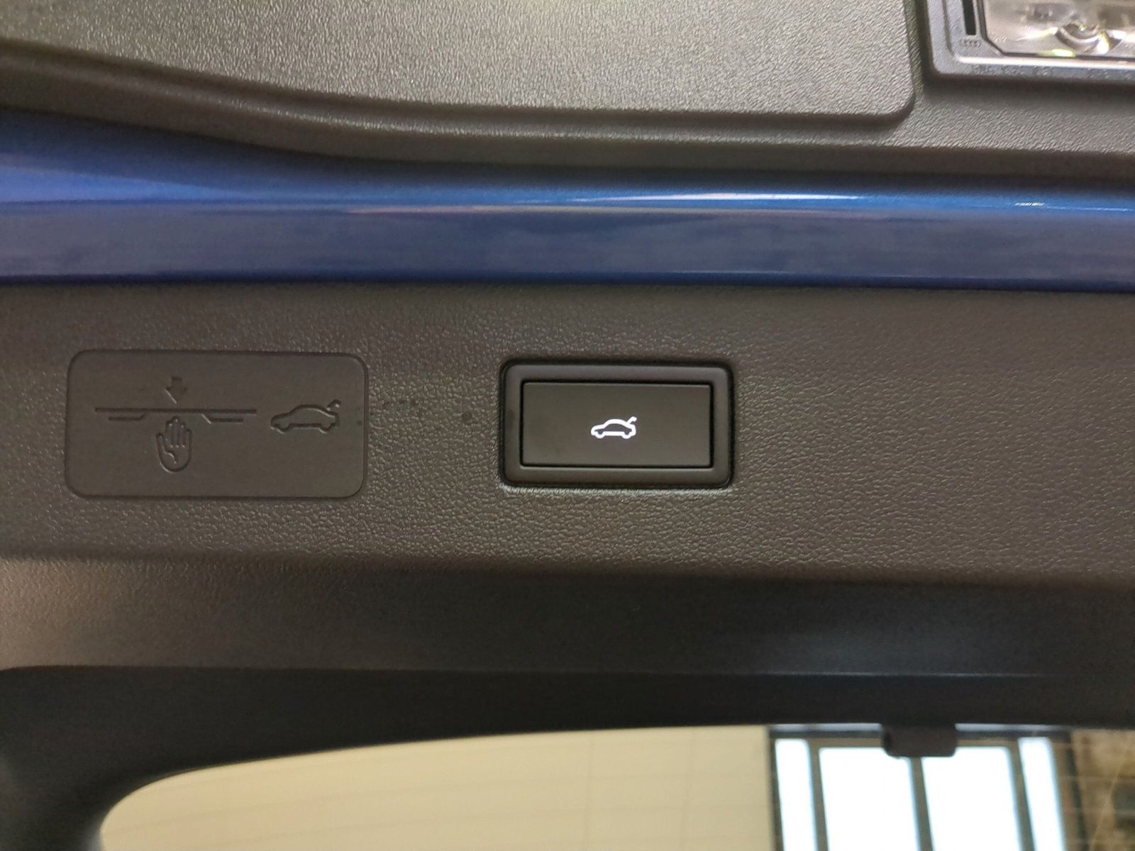 Fahrzeugabbildung Volkswagen T-Roc Style 1.5 eTSI 110kw 7-Gang DSG AH, WR