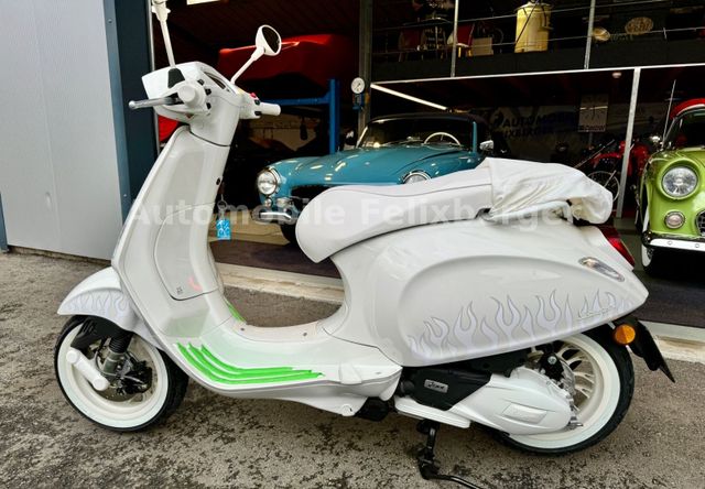 Vespa Sprint Justin Bieber X 125 NEU