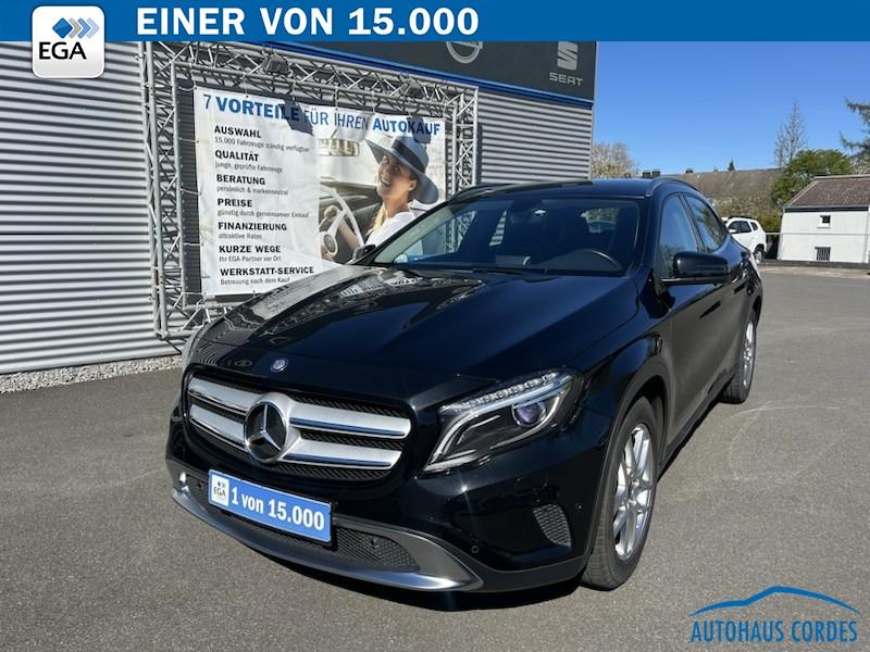 Mercedes-Benz GLA 220 CDI 7G-DCT URBAN AUTOM*KLIMA*SHZG*NAVI*B