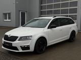 Skoda Octavia Combi RS Xenon Navi Euro6 - Skoda Octavia mit Benzin-Antrieb: Combi Eu