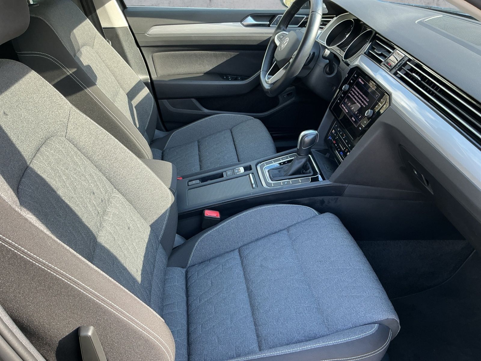 Volkswagen Passat Variant - Bild 13