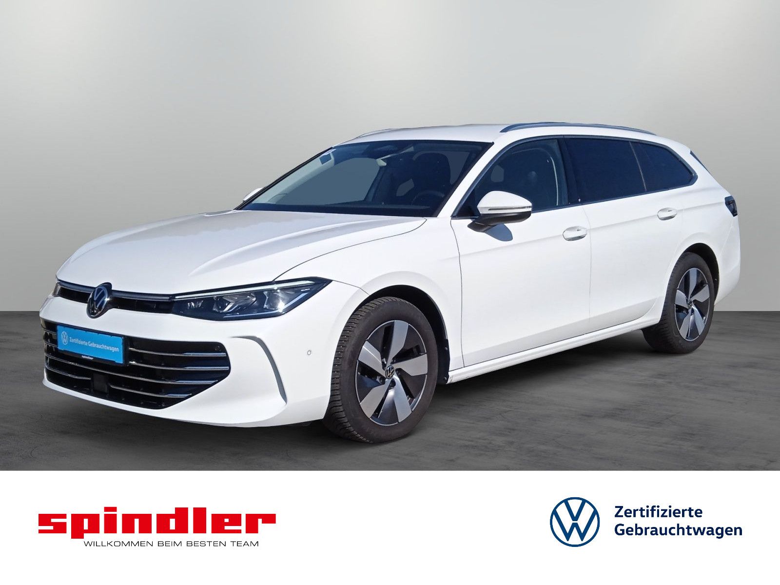 Volkswagen Passat Elegance 2.0 TDI DSG / Navi, Matrix, ACC