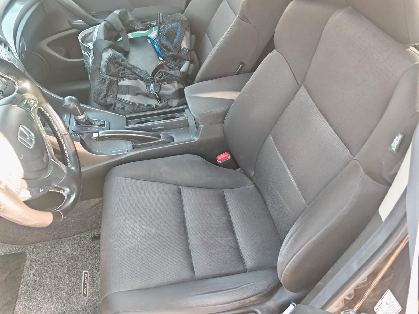 Honda Accord 2012 — photo 13