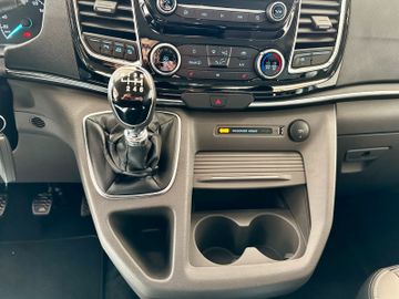 Ford Tourneo Custom L1 Titanium X 185PS Navi RFK AHK
