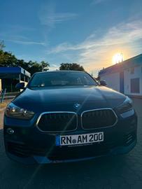 2018 BMW IX2 — фото 1