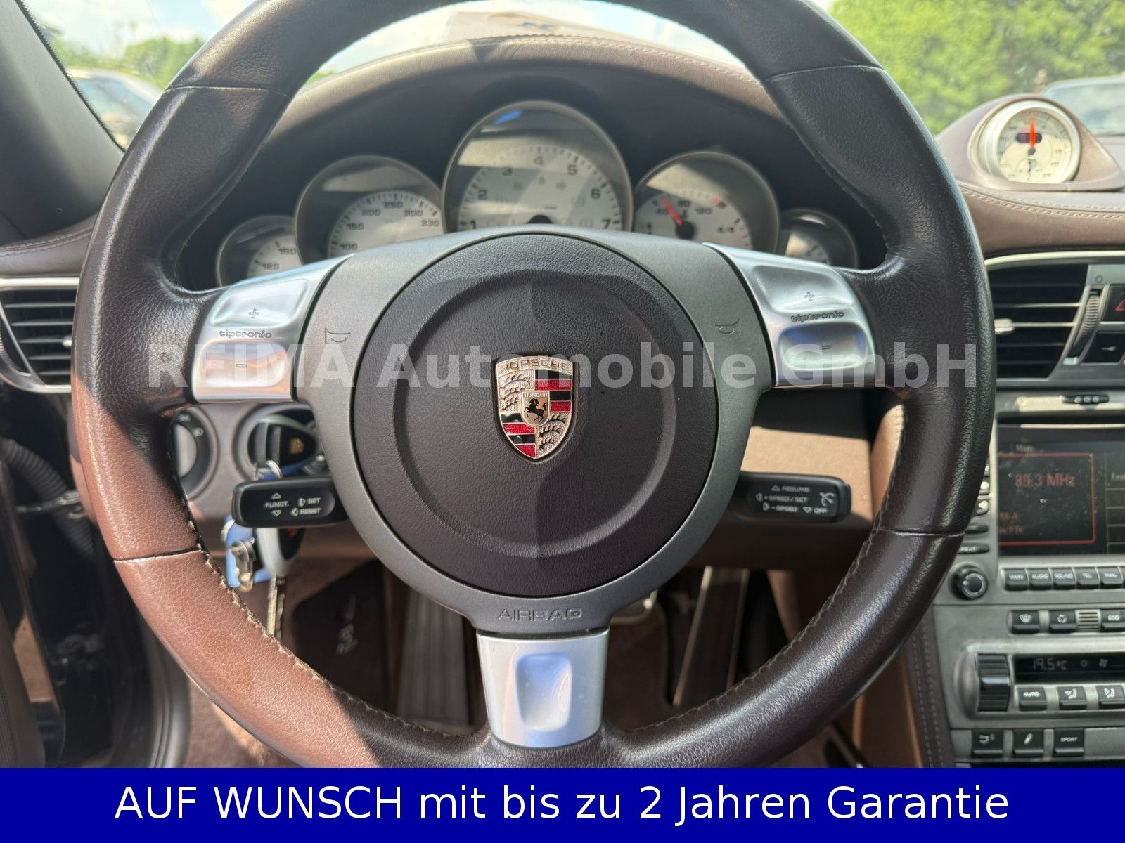 Fahrzeugabbildung Porsche 911 Carrera 4 S Coupe, Sport Chrono Leder, Navi