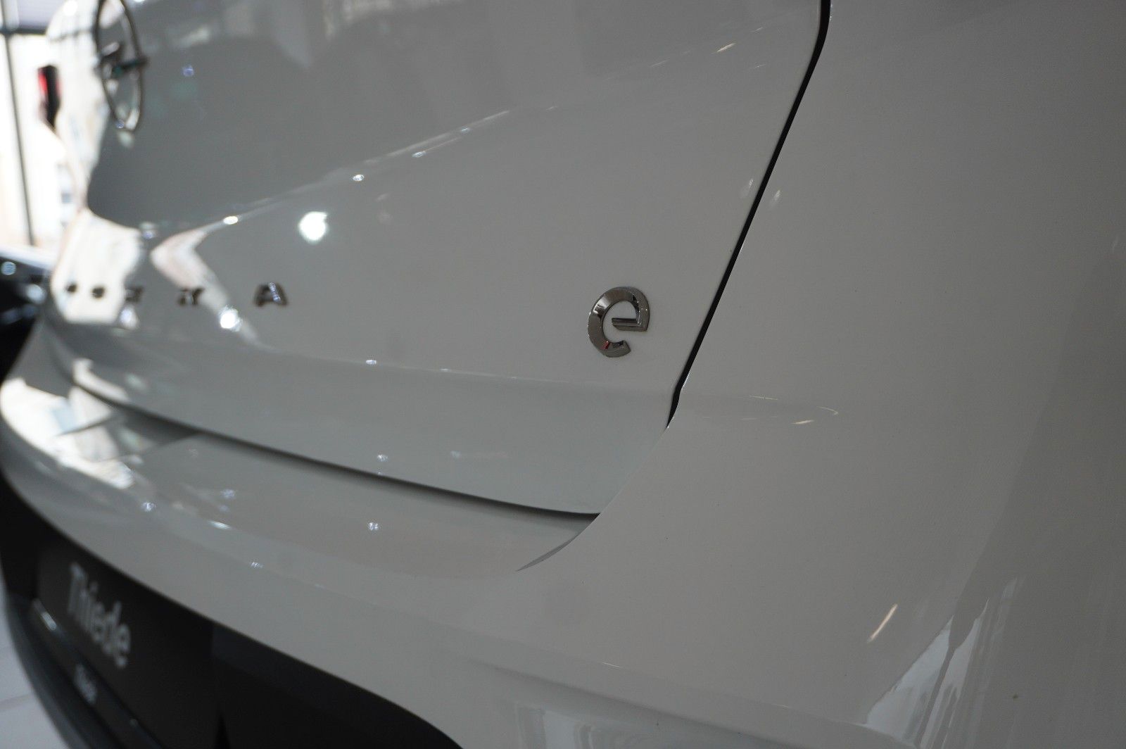 Fahrzeugabbildung Opel Mokka-e ELEGANCE 3-PHASIG NAVI/LED/KAMERA/DAB+