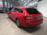 Skoda Superb Combi 2.0 TDI  Ambition|DSG|LED|Sitzhzg - Skoda Superb Gebrauchtwagen in München