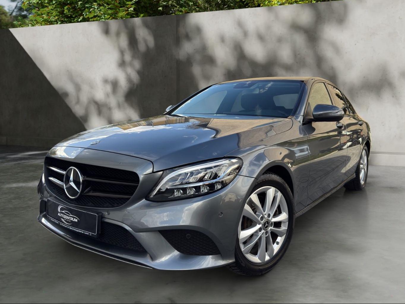 Mercedes-Benz C 300 Limo. Avantgarde LED/KAMERA/NAVI/LEDER/SHZ