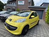 Peugeot 107 70 Petit Filou - Peugeot 107: Gelb