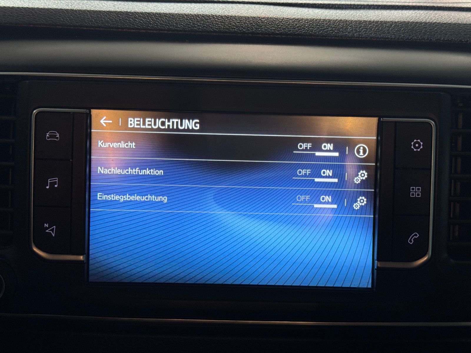 Fahrzeugabbildung Toyota DETHLEFFS CROSSCAMP FLEX 7-SITZER AUFSTELLDACH