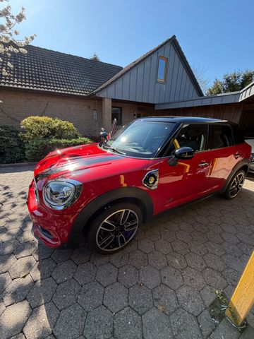 MINI Countryman SE (Cooper)