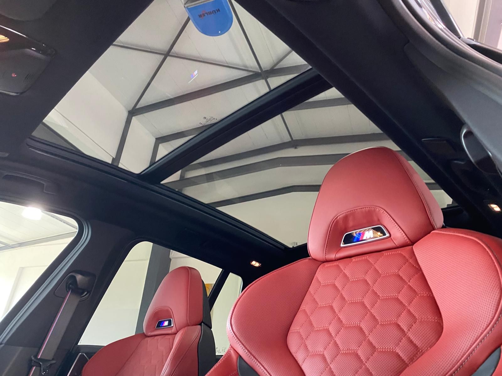 Fahrzeugabbildung BMW X3 M Competition/Leder Rot/Laser/Pano/HUD/H&K/