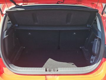 Hyundai i20 - 12