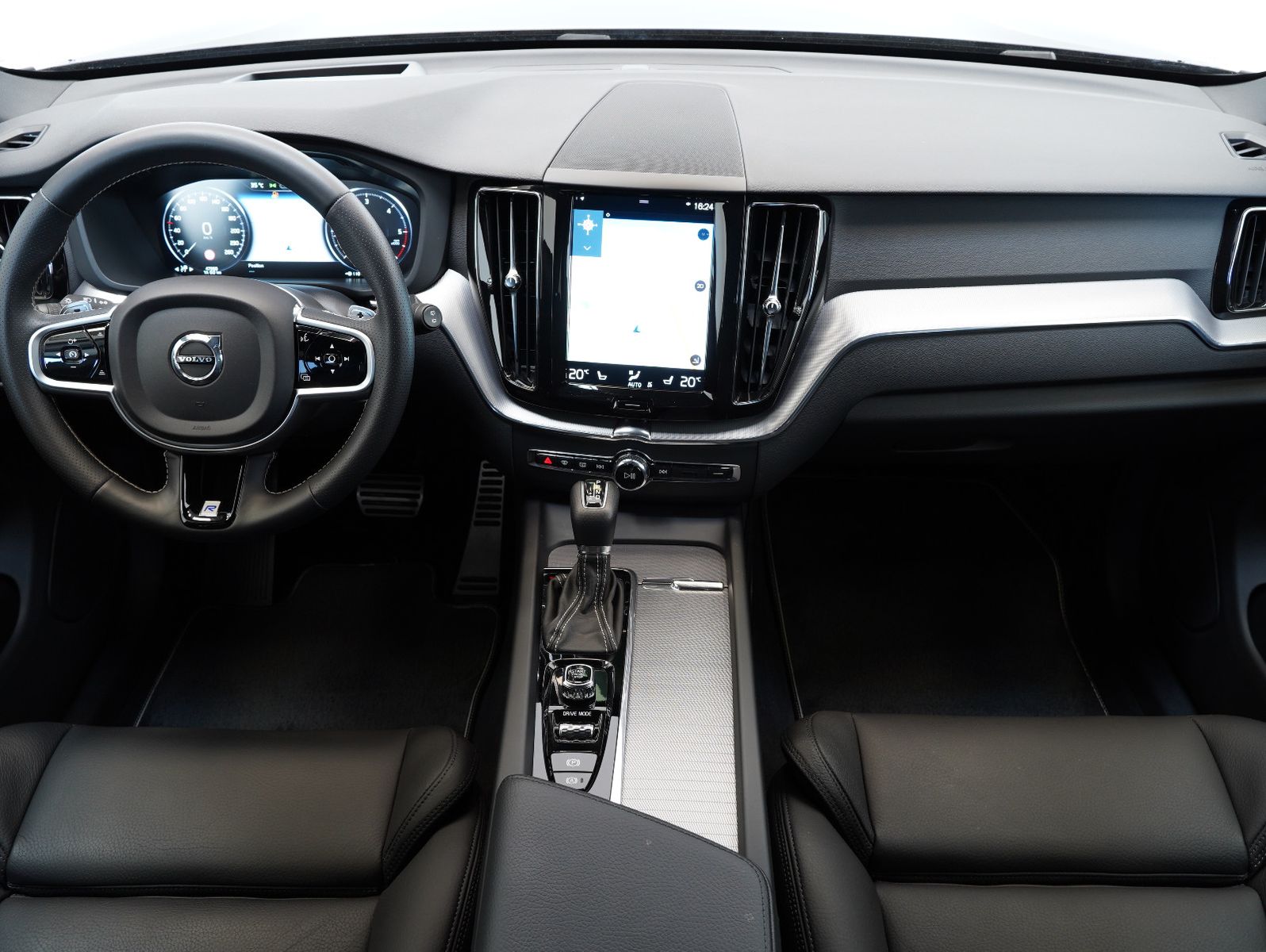 Fahrzeugabbildung Volvo XC60 D4 AWD R Design INTELLISAFE/ACC/HEAD-UP