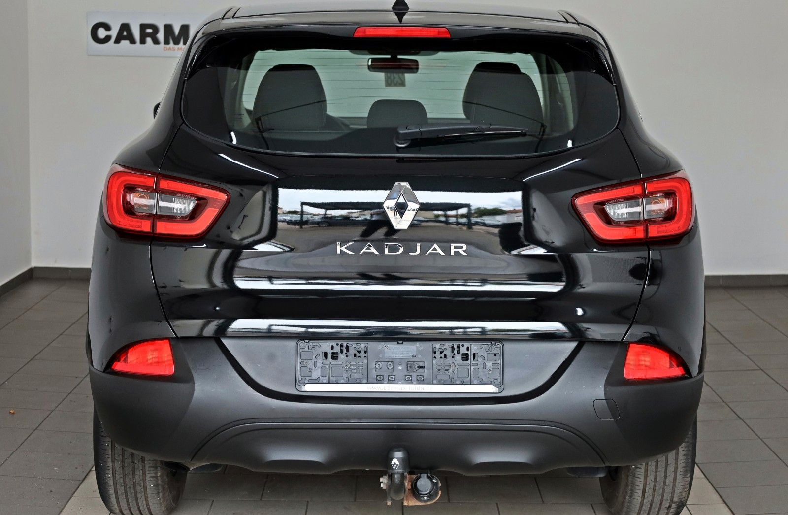 Fahrzeugabbildung Renault Kadjar Life Klima,AHK,8 fach bereift