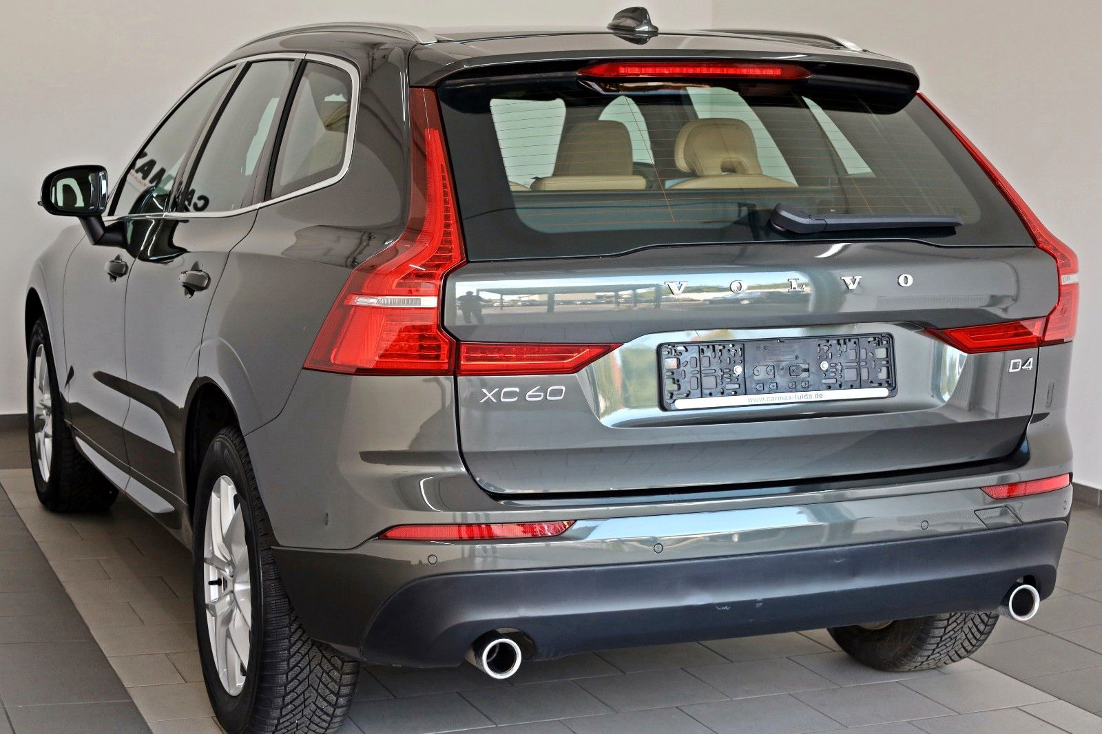 Fahrzeugabbildung Volvo XC60 D4 Momentum Pro,Leder,Navi,LED,Carplay,PDC