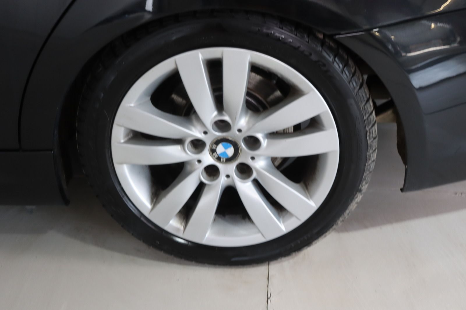 Fahrzeugabbildung BMW 325 i * Xenon * SD * Leder