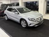Mercedes-Benz GLA 220 d 7G URBAN*BI XENON*SHZ*NAVI*TEMP* - gebrauchte Mercedes-Benz GLA 220 aus dem Jahr 2015