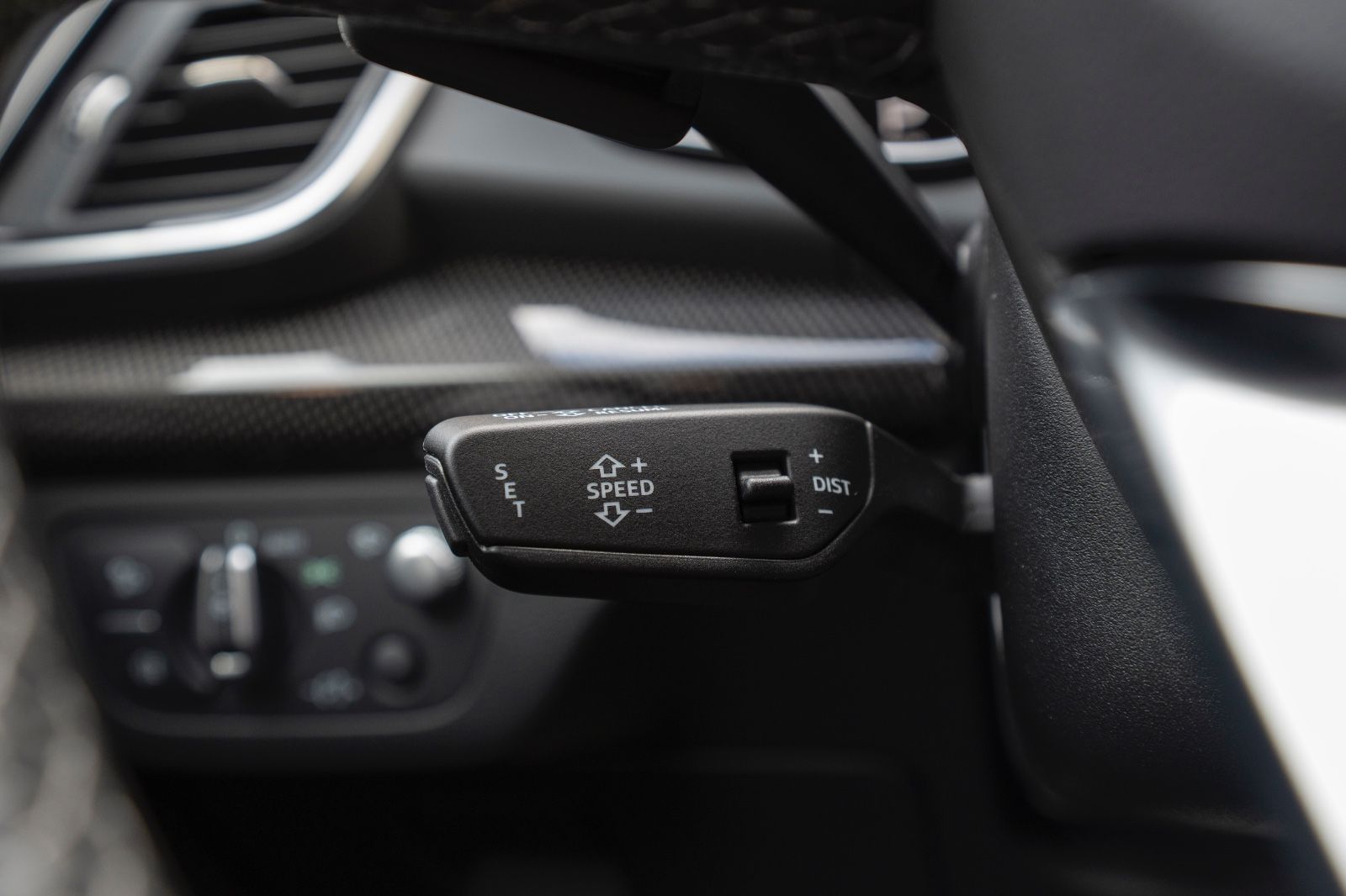 Fahrzeugabbildung Audi SQ5 3.0T SPORTBACK 360° B&O HUD MATRIX ACC PANO