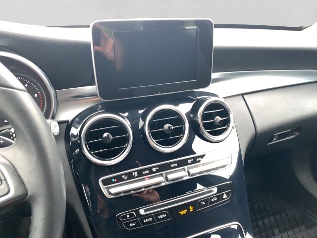 Fahrzeugabbildung Mercedes-Benz C 250 Td Avantgarde+LED+Distronic Plus+Navi+AHK