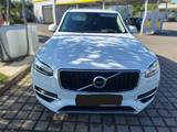 Volvo XC90 D5 AWD Momentum, 7Sitze, AHK, HUD... - Volvo XC90 von privat