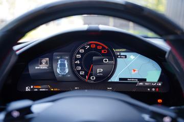 صورة 8 لـ 2020 Ferrari ROMA