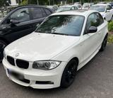 BMW e82 123d M Paket Performance Parts Fac... - gebrauchte BMW 123 aus dem Jahr 2010