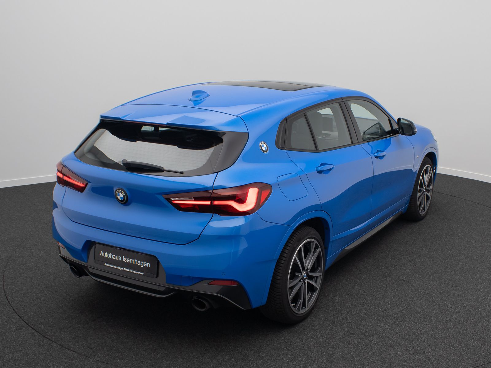 Fahrzeugabbildung BMW X2 M35i HUD DAB Kamera ACC Komfort Panorama HiFi