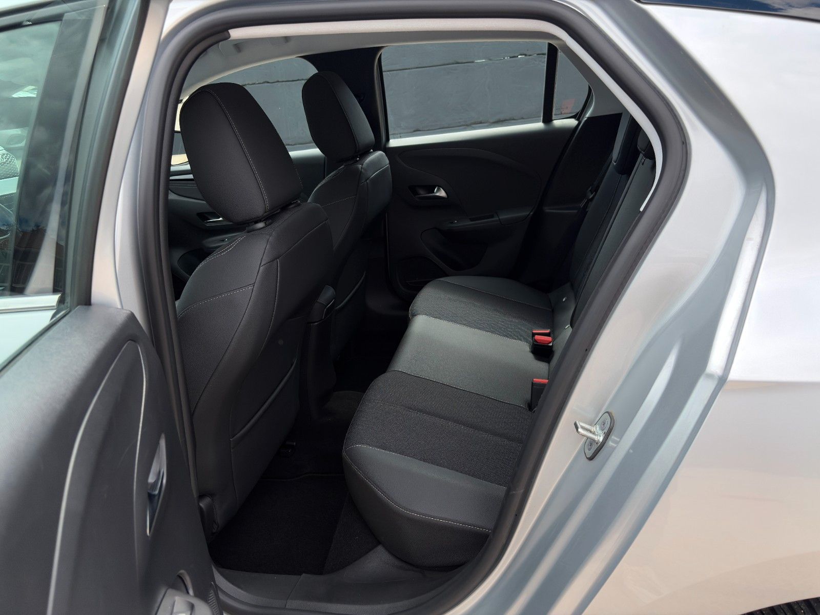 Fahrzeugabbildung Opel Corsa F 1.2 DIT S&S Elegance TEMP LHZ PDC CarPl.
