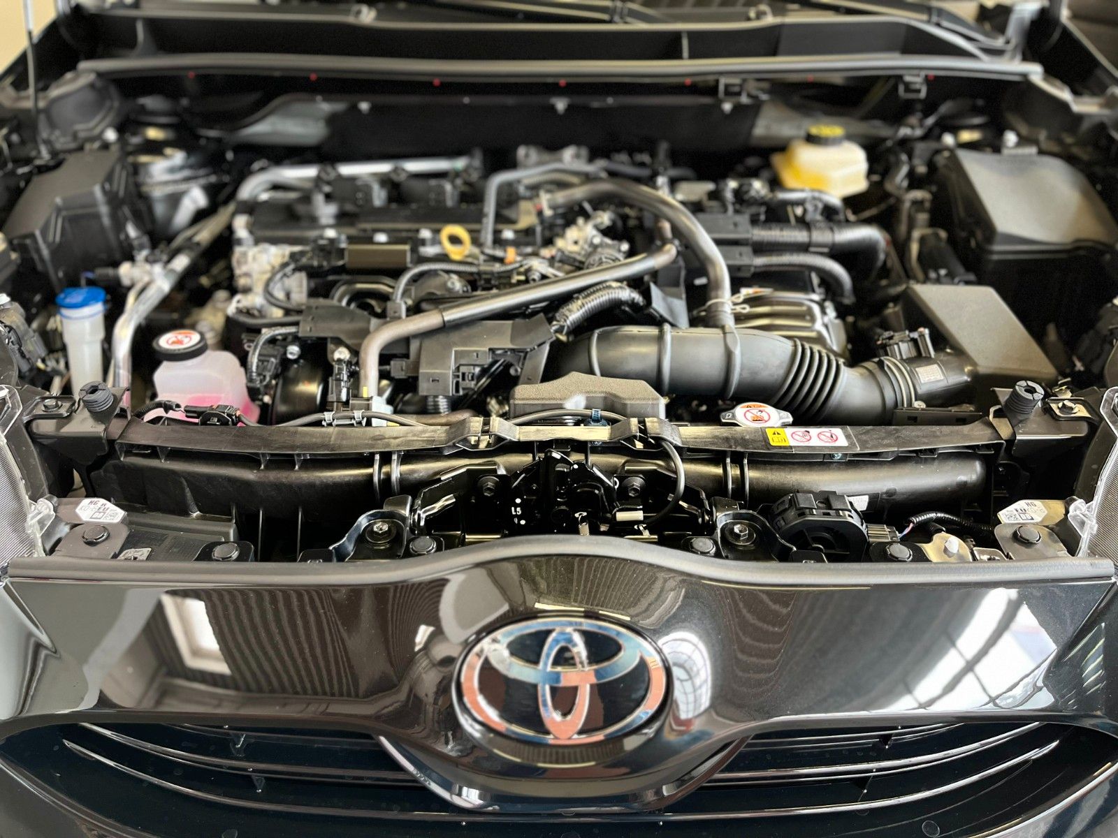 Fahrzeugabbildung Toyota Yaris Hybrid Teamplayer inkl. Comfort-Paket