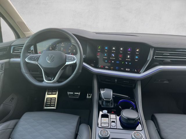 Touareg R-Line 3.0 V6 TDI DSG 4M AHK*Leder*Luft*