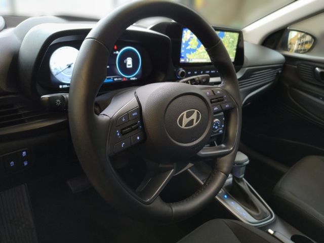 Fahrzeugabbildung Hyundai i20 FL (MY25) 1.0 T-GDI (100 PS) 7-DCT 2WD Trend